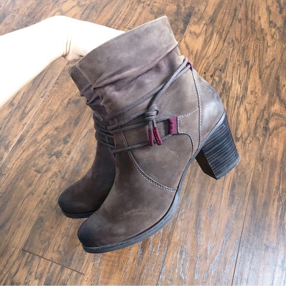 Tamaris • Lizudi ankle boots brown leather booties heeled fleece lined tassel - Picture 9 of 14